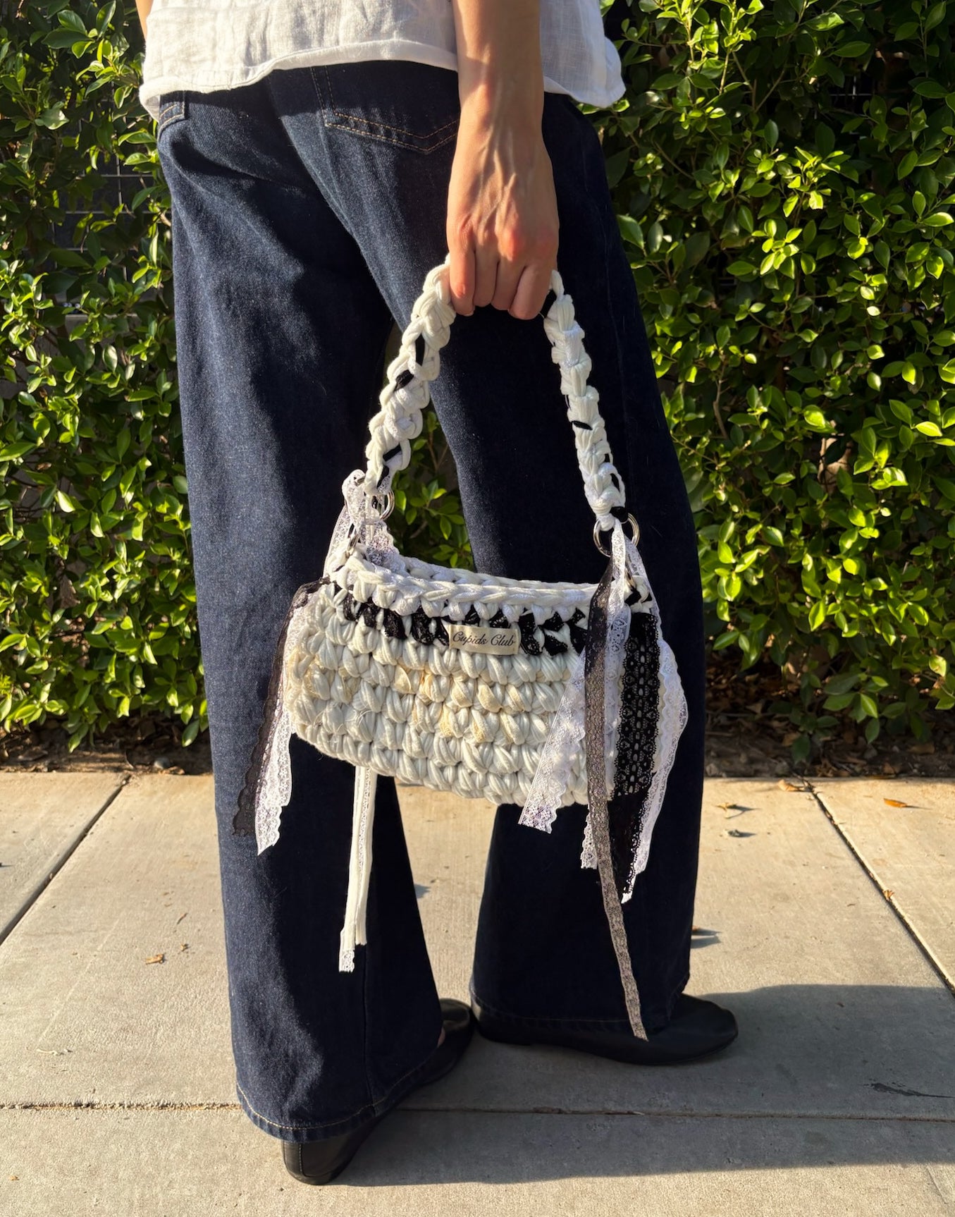 Jiji - Neutrals_Model 2