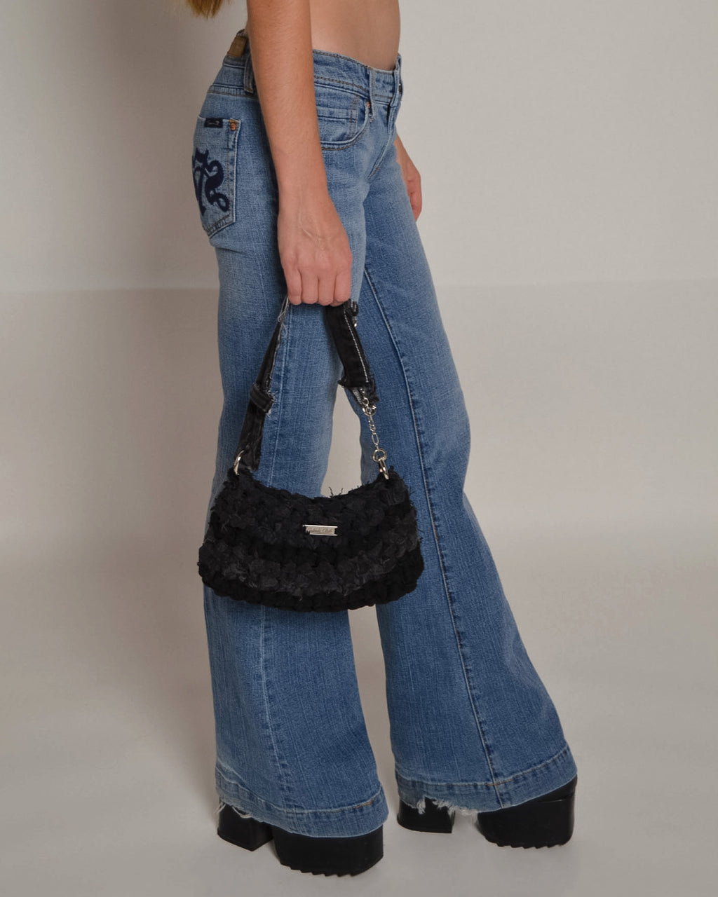 Lucy – Black/Black