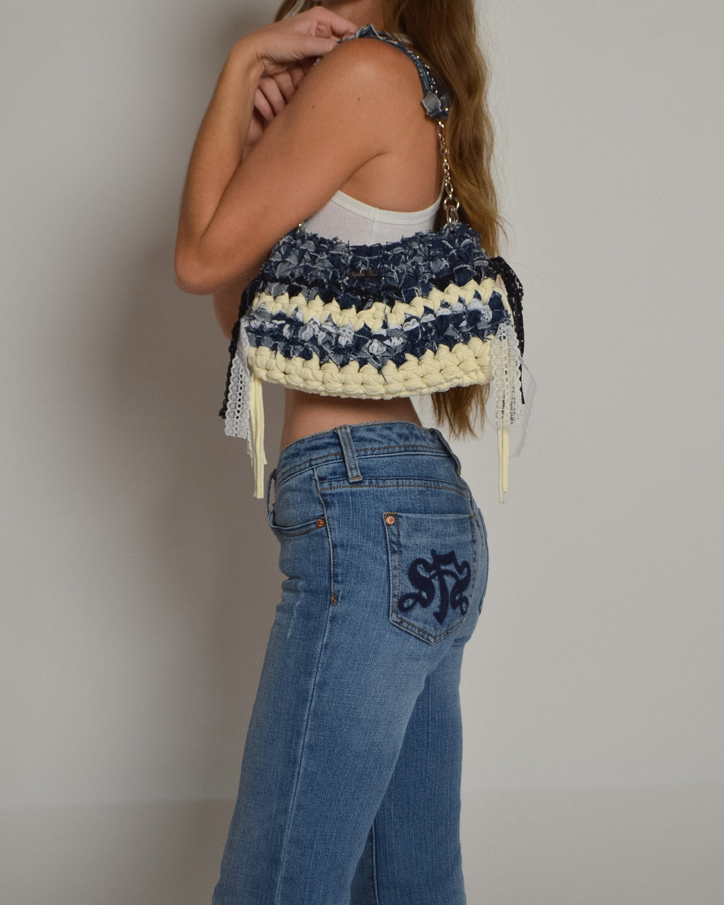 Lucy – Dark Denim/Butter Yellow